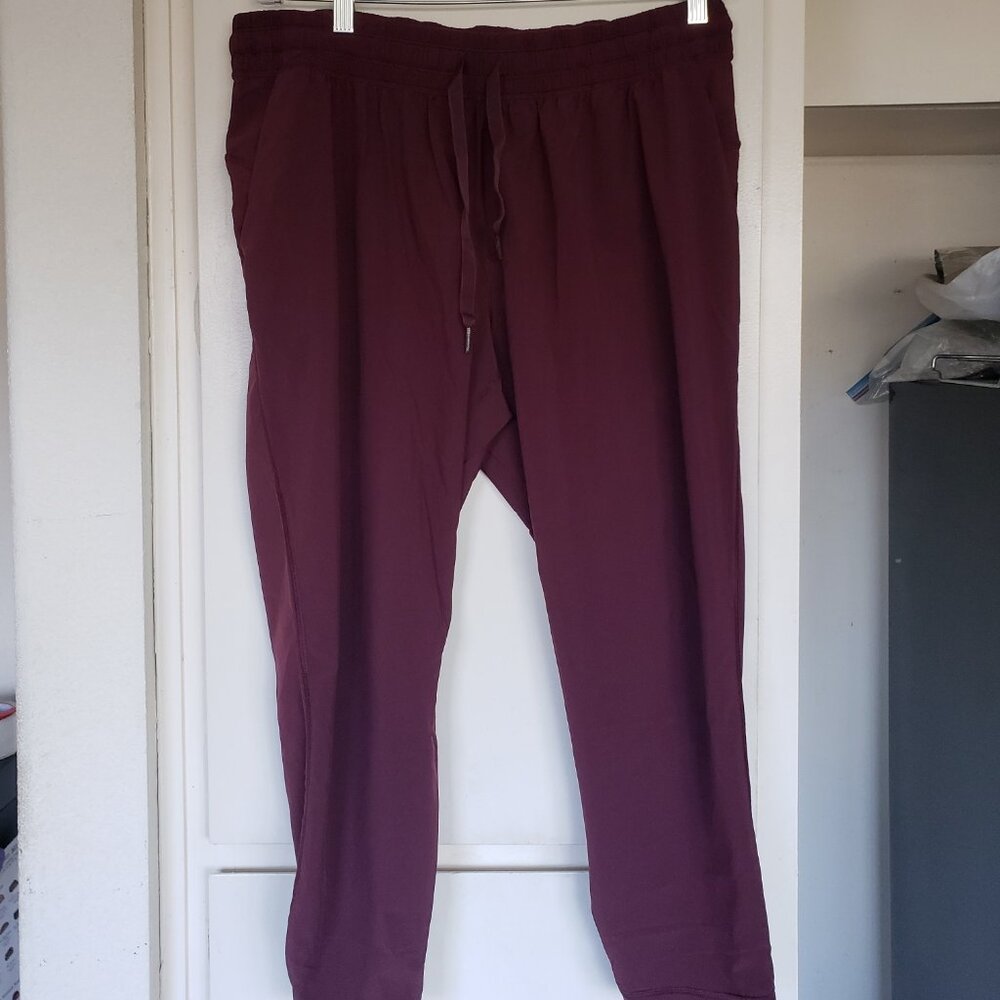 Lululemon Maroon Workout pants
